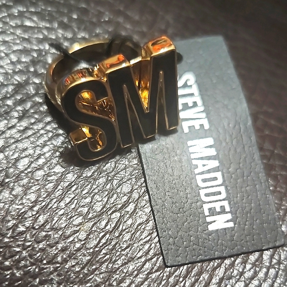 Steve Madden Ring NWT